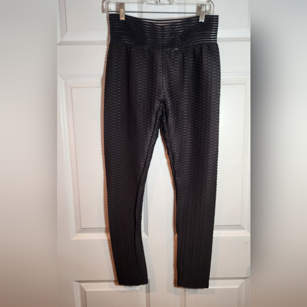 Shein Black Textured Booty Scrunching Leggings XL Like New